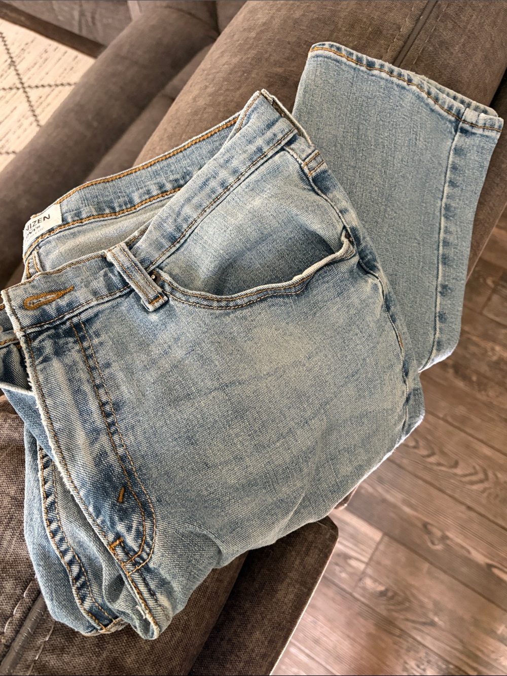 Denizen from Levi's Light Blue Denim Jeans with Tan Leather Patch